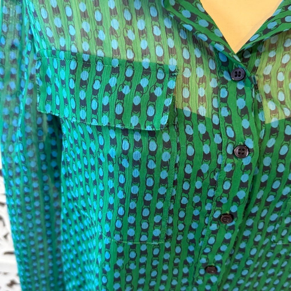 Liz Claiborne Green Buttoned Long Sleeve Blouse Sz M - Picture 3 of 4